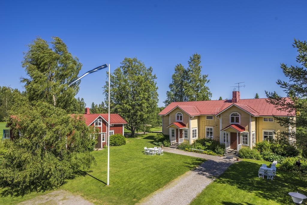 Hyvoelaen Talo Bed and Breakfast Ähtäri Exteriör bild