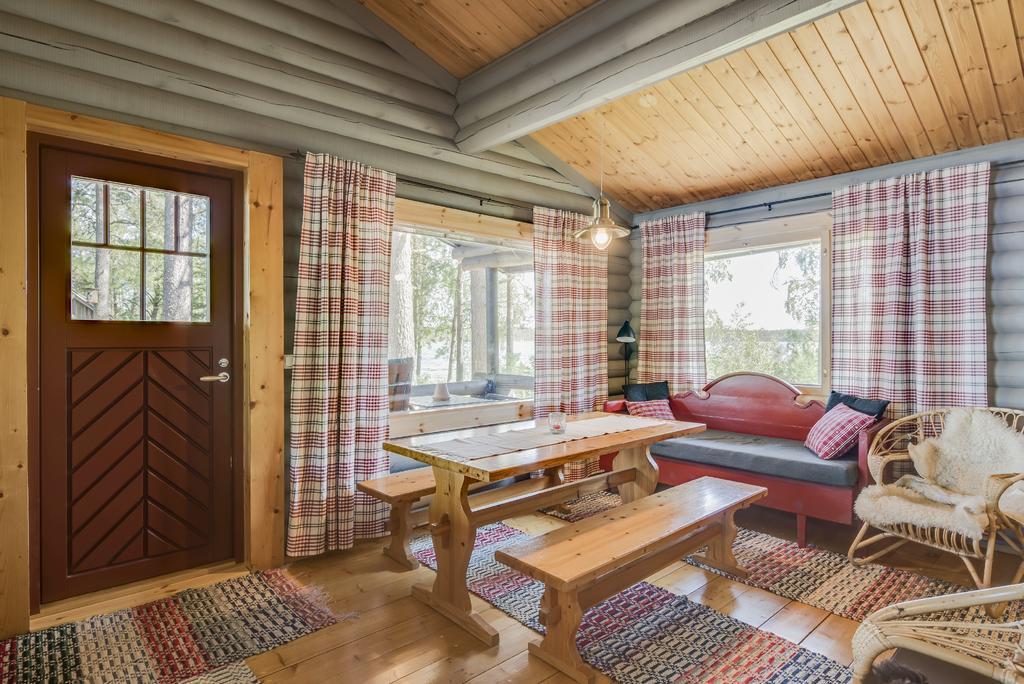 Hyvoelaen Talo Bed and Breakfast Ähtäri Exteriör bild